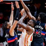 Un différentiel de +30 pour Cklint Capela (au centre) ! KEYSTONE/EPA/ERIK S. LESSER